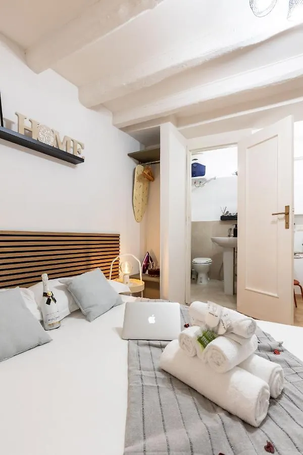 New Pantheon Romantic Suite 0*, Rome