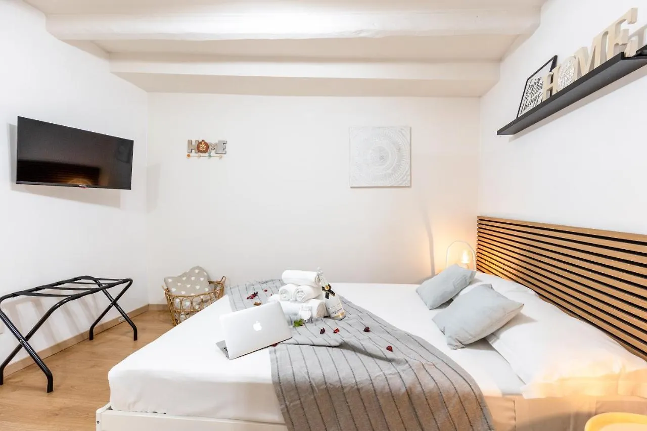 New Pantheon Romantic Suite Rome